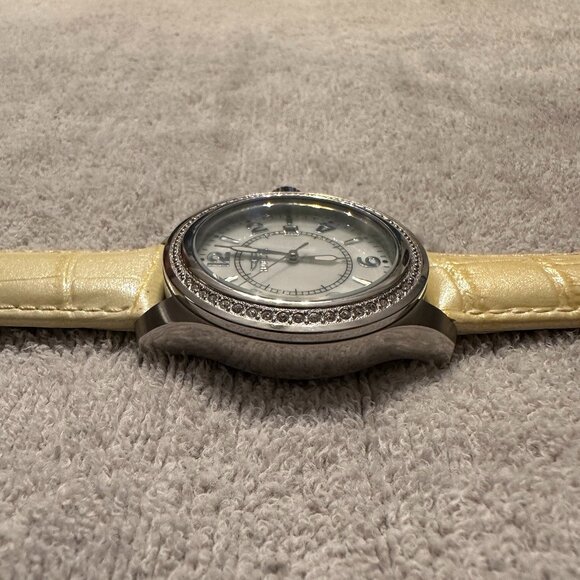 Invicta Corduba Lady Model 12409 Quartz Watch (Multiple Band Colors) - Picture 8 of 8